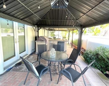 11704 Eastfield Rd - Photo Thumbnail 5