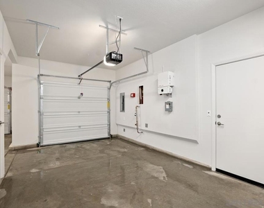 1527 Wingwood - Photo Thumbnail 25