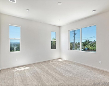 1527 Wingwood - Photo Thumbnail 16