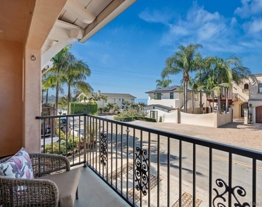 2483 Oxford Ave - Photo Thumbnail 18