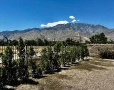 2651 Desert Breeze Way - Photo Thumbnail 45