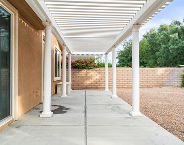 2651 Desert Breeze Way - Photo Thumbnail 39