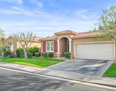 2651 Desert Breeze Way - Photo Thumbnail 2