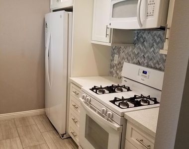 955 E 3rd Street - Photo Thumbnail 24