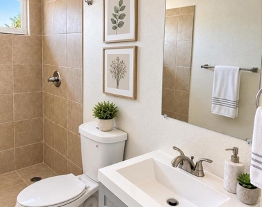 2542 Sea View Drive - Photo Thumbnail 5