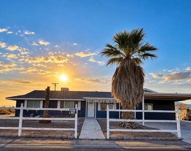 2405 Monterey Unit#2 Avenue - Photo Thumbnail 1