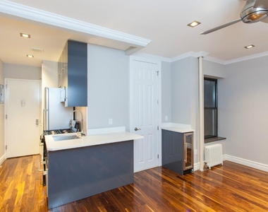 Lexington Ave - Photo Thumbnail 3