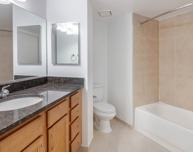 4903 Edgemoor Lane - Photo Thumbnail 12