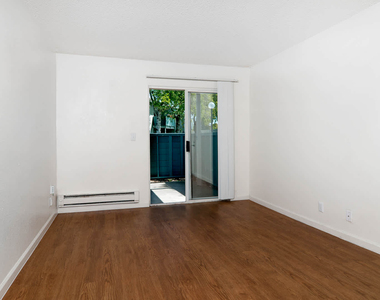 1600 E. Third Avenue - Photo Thumbnail 6