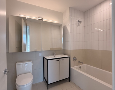 636 West 158th Street - Photo Thumbnail 4
