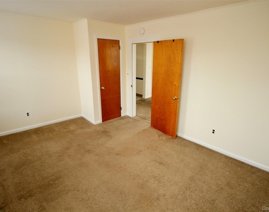 58 Orange Turnpike - Photo Thumbnail 7