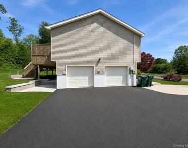 24 Vermont Drive - Photo Thumbnail 1