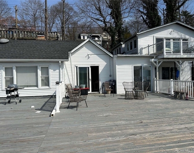 193 Woodbine Avenue - Photo Thumbnail 11