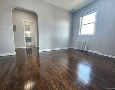 36 Hillside Avenue - Photo Thumbnail 9