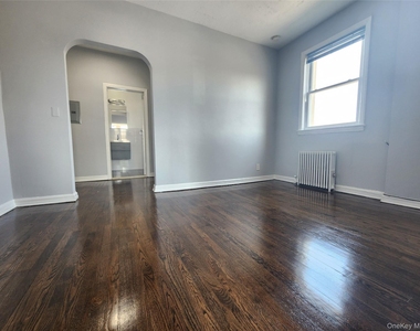 36 Hillside Avenue - Photo Thumbnail 10