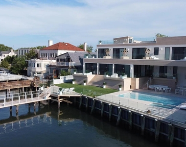 1990 Bay Boulevard - Photo Thumbnail 34