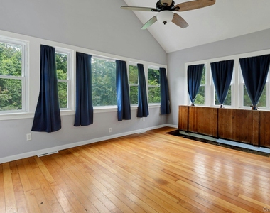 15 Schuyler Road - Photo Thumbnail 16