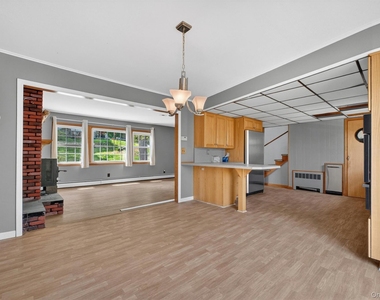 50 Ellen Avenue - Photo Thumbnail 10