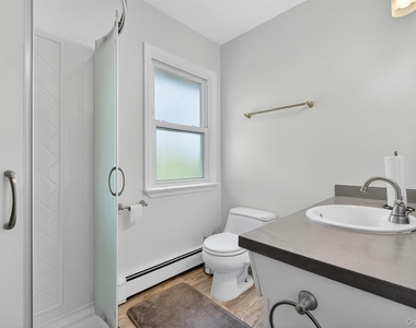 50 Ellen Avenue - Photo Thumbnail 12