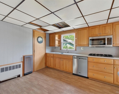 50 Ellen Avenue - Photo Thumbnail 7