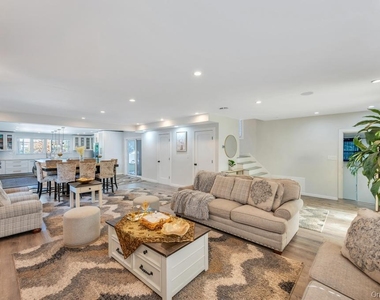 6 Ash Lane - Photo Thumbnail 1