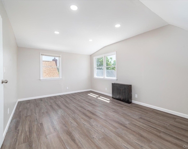 191 Raff Avenue - Photo Thumbnail 23