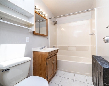 191 Raff Avenue - Photo Thumbnail 24