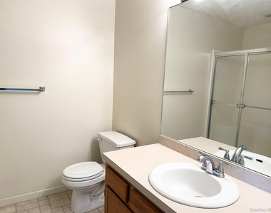 12 Evergreen Way - Photo Thumbnail 11