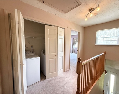 12 Evergreen Way - Photo Thumbnail 8