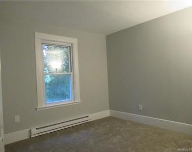25 Fairway Drive - Photo Thumbnail 11