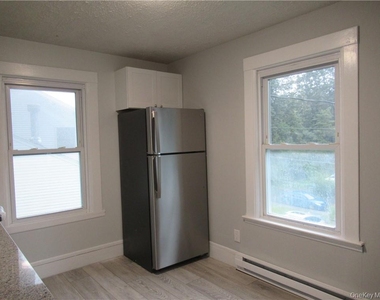 25 Fairway Drive - Photo Thumbnail 9