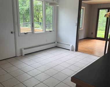 183 Barrytown Road - Photo Thumbnail 14