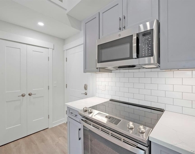 1133 Pleasantville Road - Photo Thumbnail 3