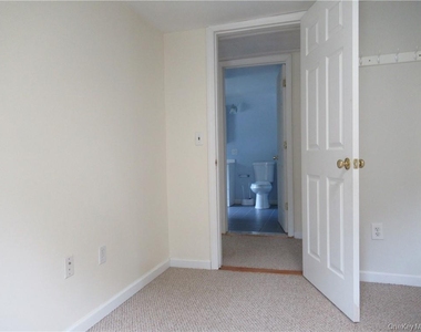 129 Charles Colman Boulevard - Photo Thumbnail 17