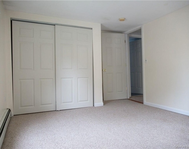 129 Charles Colman Boulevard - Photo Thumbnail 12