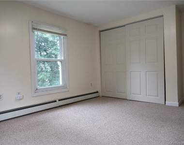 129 Charles Colman Boulevard - Photo Thumbnail 13