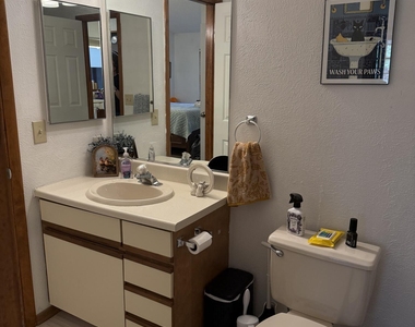 209 Monmouth Way - Photo Thumbnail 19