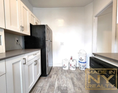 29-07 31st Avenue - Photo Thumbnail 1