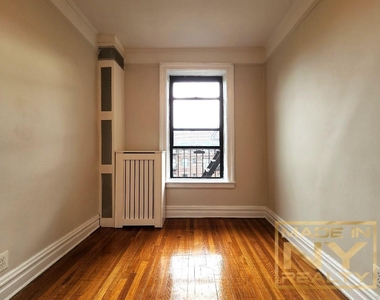 29-07 31st Avenue - Photo Thumbnail 5