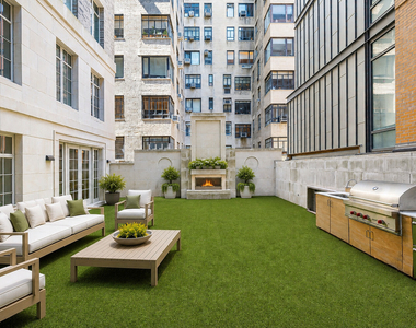 1228 Madison Avenue - Photo Thumbnail 3