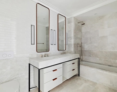 250 E 21st Street - Photo Thumbnail 7