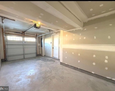 14 Snickers Court - Photo Thumbnail 17