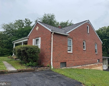 1123 Shepherdstown Road - Photo Thumbnail 6