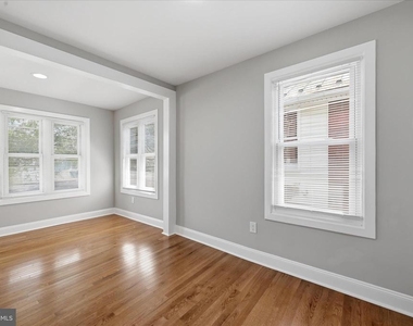 314 E Piccadilly Street - Photo Thumbnail 14