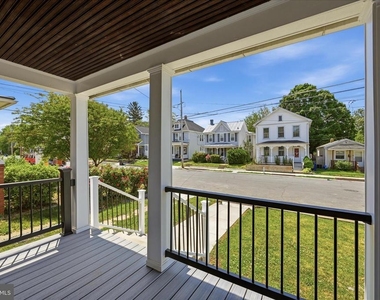 314 E Piccadilly Street - Photo Thumbnail 3