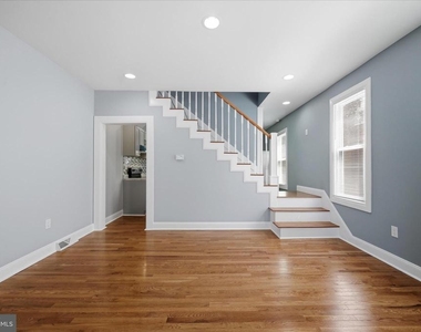 314 E Piccadilly Street - Photo Thumbnail 7