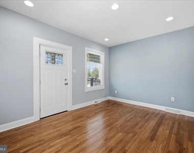 314 E Piccadilly Street - Photo Thumbnail 6