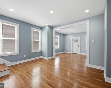 314 E Piccadilly Street - Photo Thumbnail 8