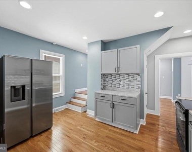 314 E Piccadilly Street - Photo Thumbnail 9