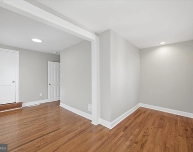 314 E Piccadilly Street - Photo Thumbnail 15